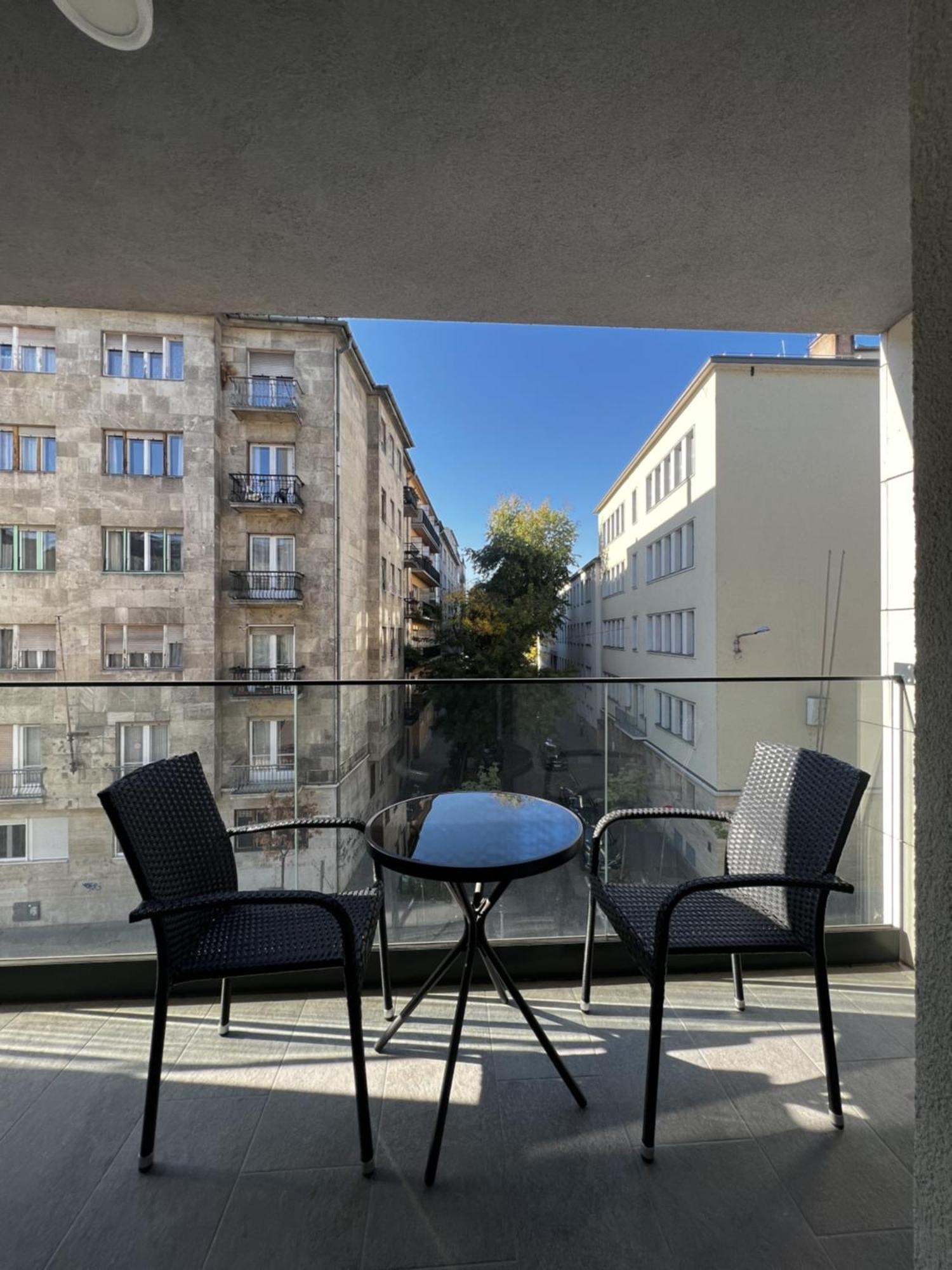 The Riverhouse Budapest Exterior foto